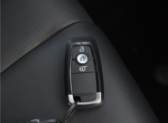 锐界 2021款 PLUS EcoBoost 245 四驱尊锐型 7座 其他细节类   钥匙