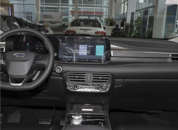 锐界 2022款 PLUS EcoBoost 245 四驱铂锐型 7座 中控类   中控台
