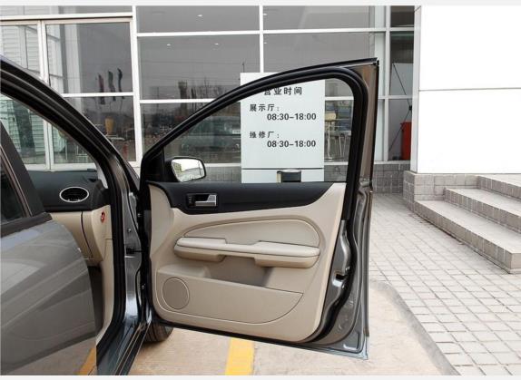 福克斯 2007款 三厢 1.8L 手动舒适型 车厢座椅   前门板