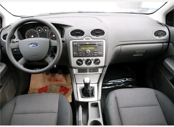 福克斯 2007款 两厢 1.8L 手动舒适型 中控类   中控全图