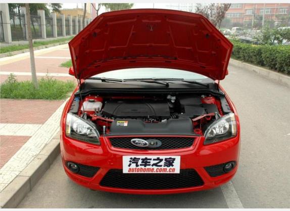 福克斯 2007款 两厢 2.0L 手动运动版 其他细节类   发动机舱