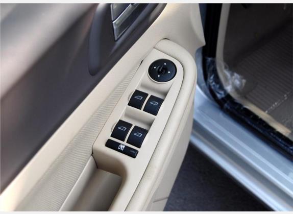 福克斯 2009款 三厢 1.8L 手动舒适型 车厢座椅   门窗控制
