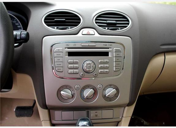 福克斯 2009款 三厢 1.8L 自动时尚型 中控类   中控台