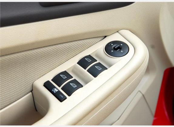 福克斯 2009款 两厢 1.8L 自动时尚型 车厢座椅   门窗控制