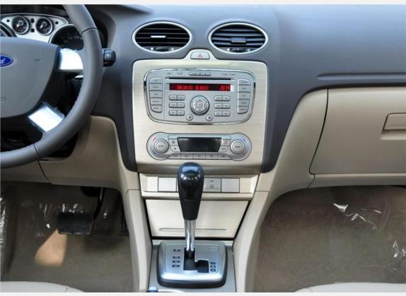 福克斯 2009款 三厢 1.8L 自动豪华型 中控类   中控台
