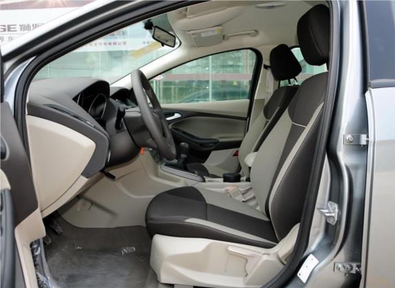福克斯 2012款 三厢 1.6L 手动舒适型 车厢座椅   前排空间