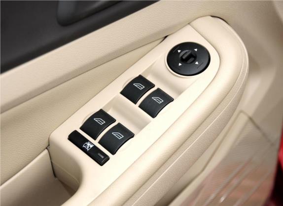 福克斯 2012款 两厢经典 1.8L 自动时尚型 车厢座椅   门窗控制