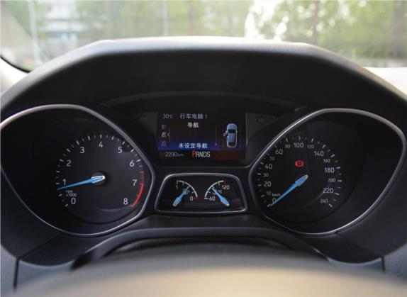 福克斯 2015款 三厢 EcoBoost 180 自动旗舰型 中控类   仪表盘