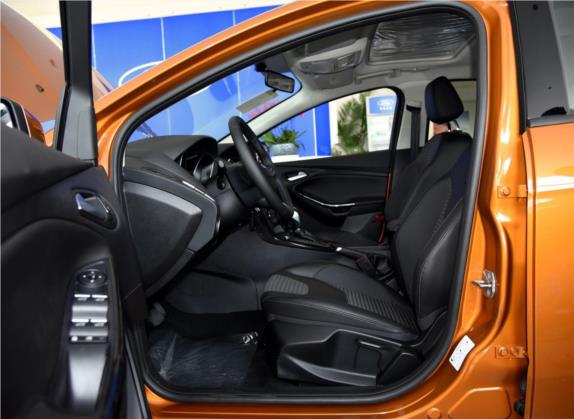 福克斯 2015款 两厢 1.6L 自动风尚型 车厢座椅   前排空间
