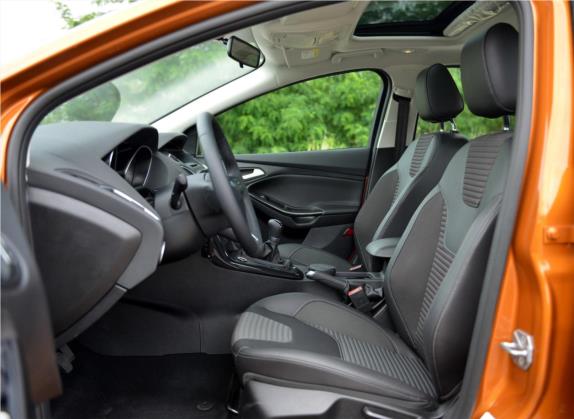 福克斯 2015款 两厢 EcoBoost 125 手动超能风尚型 车厢座椅   前排空间