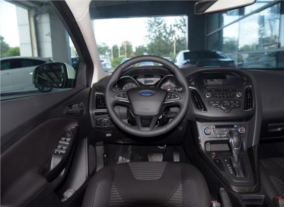 福克斯 2015款 两厢 EcoBoost 125 自动超能风尚型 中控类   驾驶位