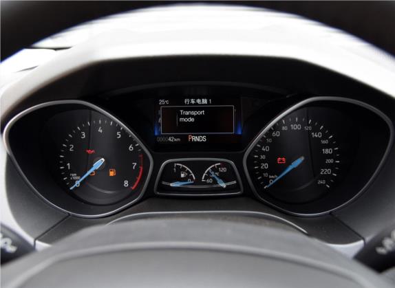 福克斯 2015款 两厢 EcoBoost 180 自动精英型 中控类   仪表盘