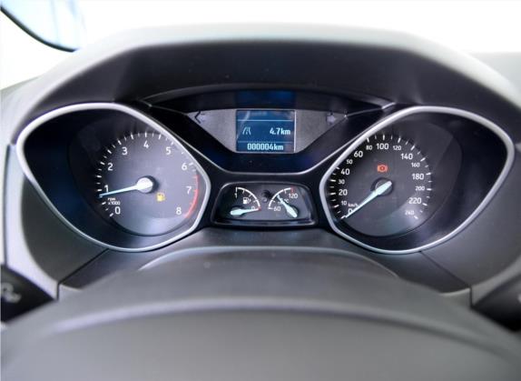 福克斯 2015款 三厢 1.6L 手动舒适型 中控类   仪表盘