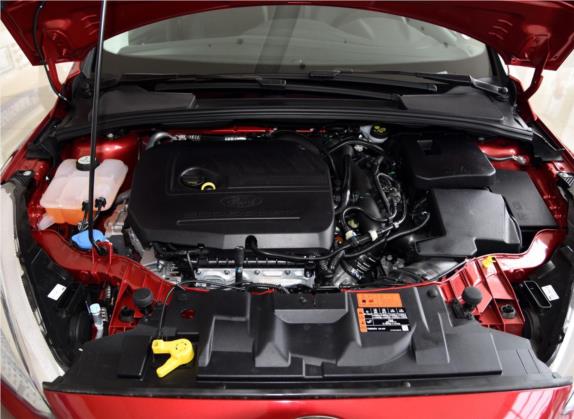福克斯 2015款 三厢 EcoBoost 180 自动精英型 其他细节类   发动机舱