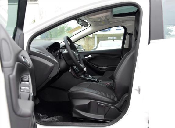 福克斯 2017款 两厢 EcoBoost 180 自动精英型 车厢座椅   前排空间