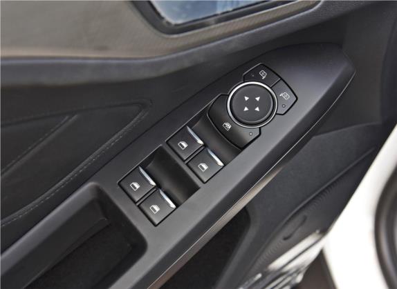 福克斯 2019款  三厢 1.5L 自动锋潮型 国VI 车厢座椅   门窗控制
