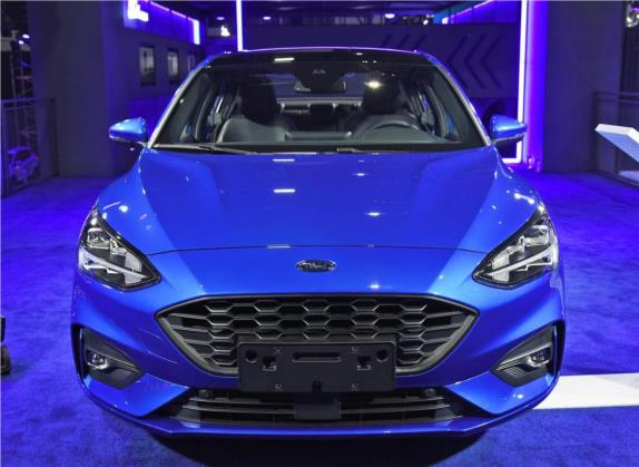 福克斯 2021款 三厢 EcoBoost 180 自动ST Line 外观   正前