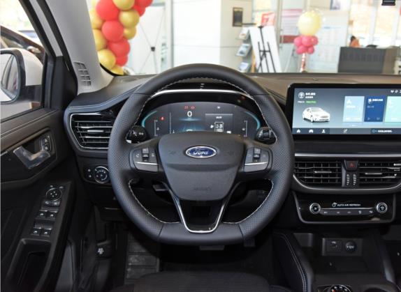 福克斯 2021款 两厢 EcoBoost 180 自动锋潮型 中控类   驾驶位