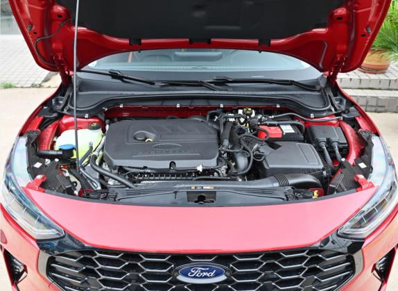 福克斯 2022款 两厢 EcoBoost 180 自动竞速版 其他细节类   发动机舱