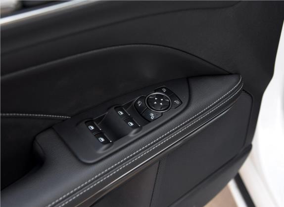 金牛座 2015款 EcoBoost 245 时尚型 车厢座椅   门窗控制