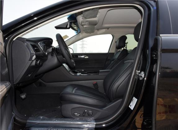金牛座 2015款 EcoBoost 245 豪华型 车厢座椅   前排空间