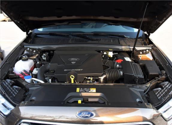 金牛座 2015款 EcoBoost 325 V6时尚型 其他细节类   发动机舱