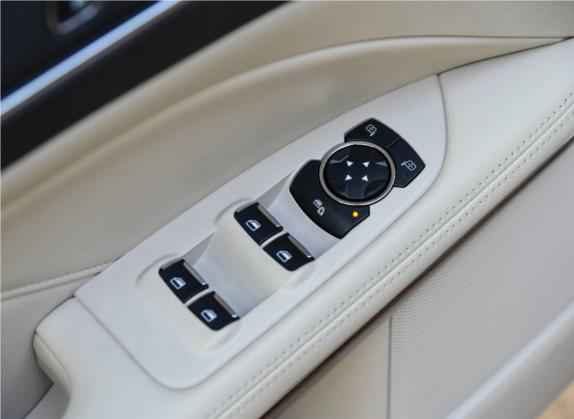 金牛座 2016款 EcoBoost 180 豪华型 车厢座椅   门窗控制