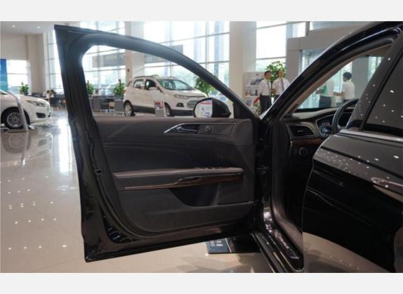金牛座 2017款 EcoBoost 325 V6旗舰型 车厢座椅   前门板