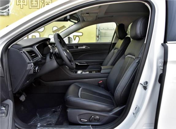 金牛座 2017款 改款 EcoBoost 245 豪华型 车厢座椅   前排空间
