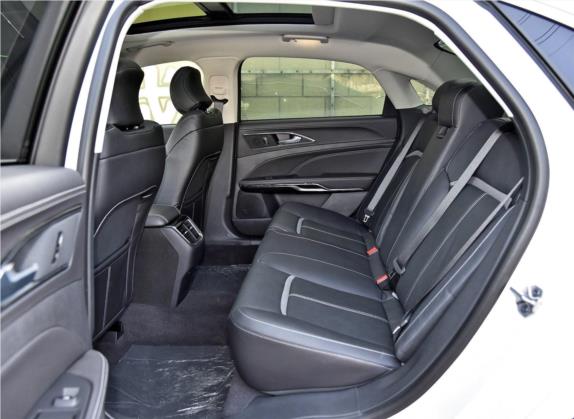金牛座 2017款 改款 EcoBoost 245 豪华型 车厢座椅   后排空间