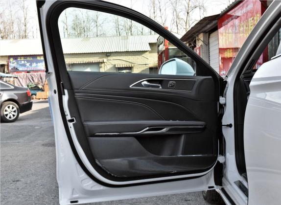 金牛座 2017款 改款 EcoBoost 245 豪华型 车厢座椅   前门板