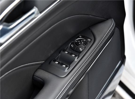 金牛座 2017款 改款 EcoBoost 245 豪华型 车厢座椅   门窗控制