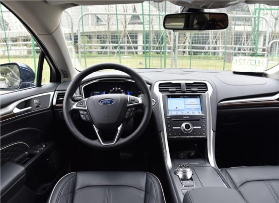 蒙迪欧新能源 2018款 2.0 PHEV 智尊旗舰型 中控类   驾驶位