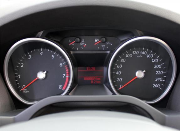 麦柯斯 2008款 2.3L 7座旗舰型 中控类   仪表盘