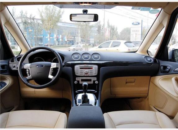 麦柯斯 2008款 2.3L 7座豪华型 中控类   中控全图