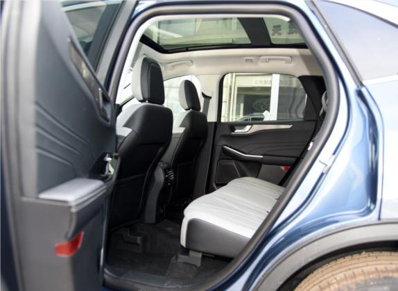 锐际 2020款 EcoBoost 245 两驱聪慧悦享款 车厢座椅   后排空间