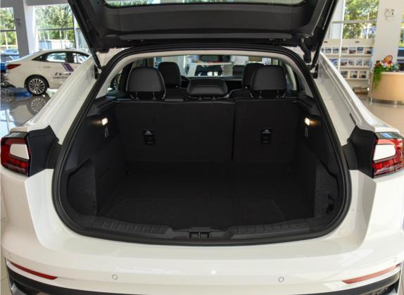 EVOS 2022款 EcoBoost 245 风尚版 车厢座椅   后备厢