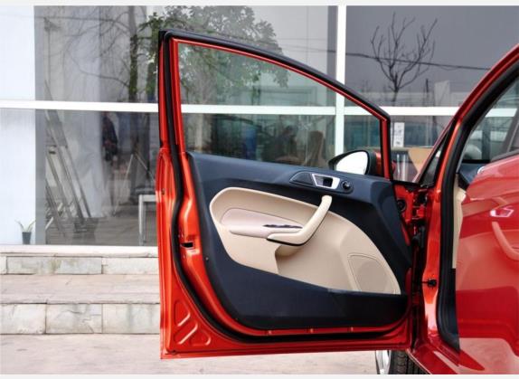 嘉年华 2009款 两厢 1.3L 手动时尚型 车厢座椅   前门板