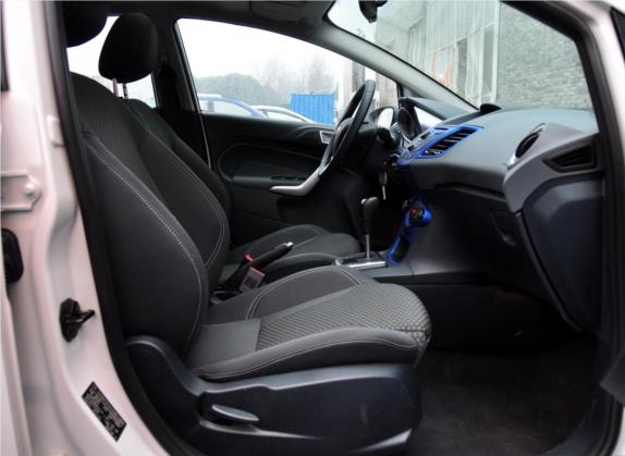 嘉年华 2012款 两厢 1.5L 自动动感限量版 车厢座椅   前排空间