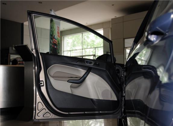 嘉年华 2013款 三厢 1.5L 手动时尚型 车厢座椅   前门板