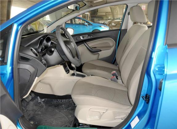 嘉年华 2013款 三厢 1.5L 自动时尚型 车厢座椅   前排空间