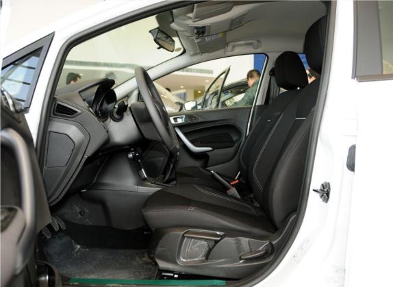 嘉年华 2013款 两厢 1.5L 手动时尚型 车厢座椅   前排空间