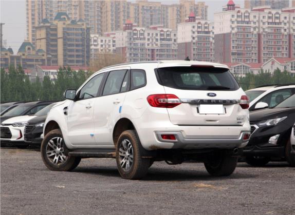 撼路者 2020款 2.3T 汽油自动四驱豪华版 7座 外观   斜后