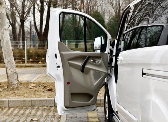 途睿欧 2016款 2.0T 手动精睿版 车厢座椅   前门板