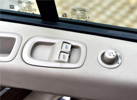 途睿欧 2016款 2.0T 手动精睿版 车厢座椅   门窗控制