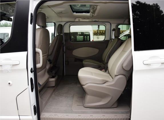途睿欧 2017款 2.0T 自动精英版 车厢座椅   后排空间
