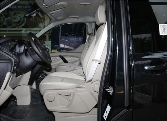 途睿欧 2020款 2.0T 手动精英版 国VI 车厢座椅   前排空间