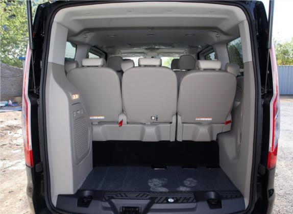途睿欧 2020款 2.0T 自动精英版 国VI 车厢座椅   后备厢