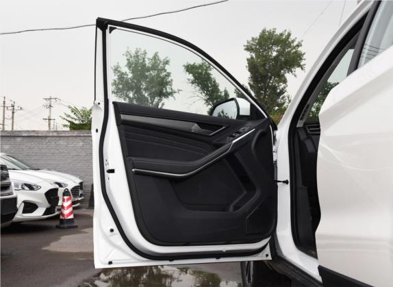 领界 2019款 EcoBoost 145 CVT铂领型 国VI 车厢座椅   前门板