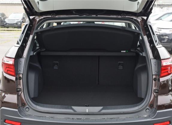 领界 2019款 EcoBoost 145 CVT尊领型 国VI 车厢座椅   后备厢